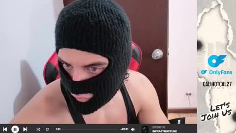 Snapshot of calihotcaliente27 chatting on 15, 12, 2025 calihotcaliente27 online show from 15, 12, 2025