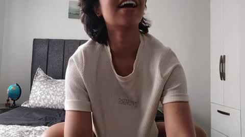 Snapshot of calipso__ chatting on 10, 9, 2025 Sofia online show from 10, 9, 2025