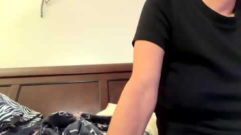 calishop1 online show from 17, 10, 2025