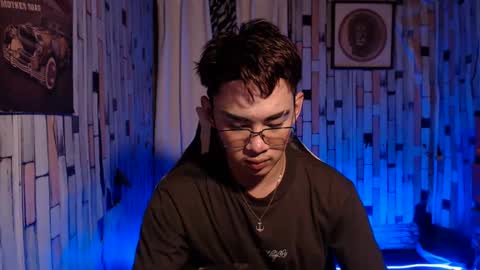 Arthr   online show from 30, 1, 2025