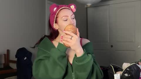 callmelovelie online show from 18, 1, 2026