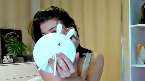 Snapshot of callmetori chatting on 9, 12, 2024 Frida online show from 9, 12, 2024