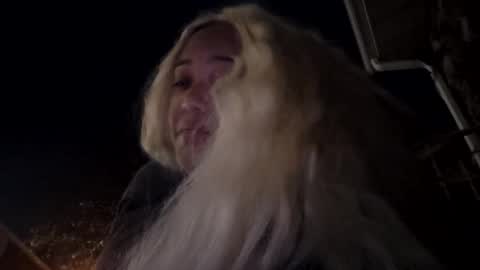 Snapshot of cals9x chatting on 28, 2, 2026 camzxoxox online show from 28, 2, 2026