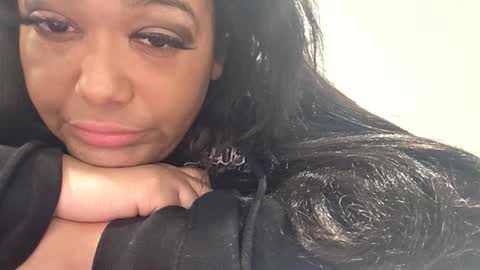 Snapshot of cals9x chatting on 5, 3, 2026 camzxoxox online show from 5, 3, 2026