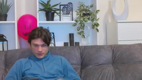 Calvin online show from 22, 2, 2025