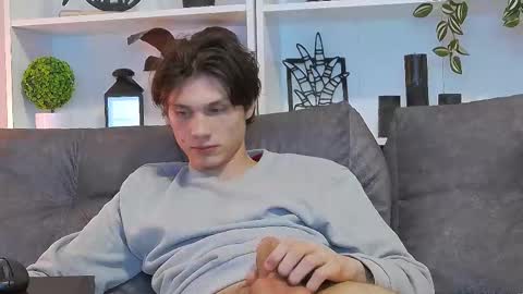 Calvin online show from 11, 3, 2025