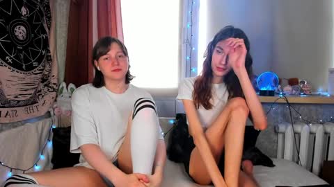 Snapshot of calvin_kevin_grem chatting on 4, 4, 2026 Calvin Kevin Grem online show from 4, 4, 2026