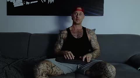 Calvin  online show from 8, 10, 2025