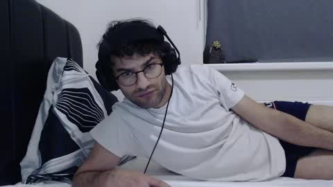 Snapshot of calvinjohnlad chatting on 25, 12, 2024 Calvinjohnlad online show from 25, 12, 2024