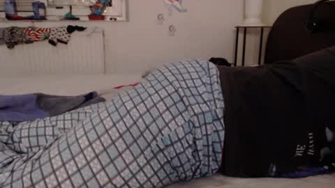 Snapshot of calvinjohnlad chatting on 14, 11, 2025 Calvinjohnlad online show from 14, 11, 2025