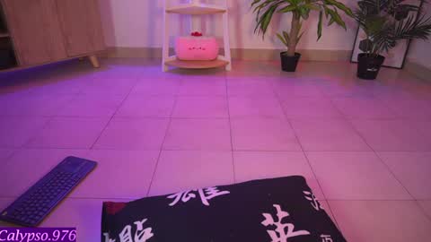 Calypso and Kayla online show from 4, 2, 2025