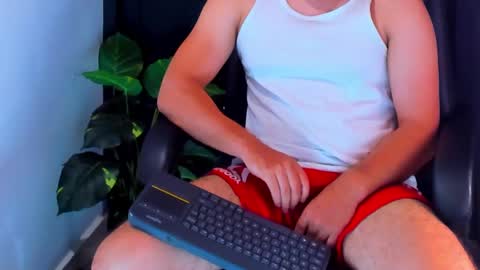 camara110 online show from 6, 12, 2024