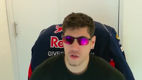 camara110 online show from 27, 11, 2025