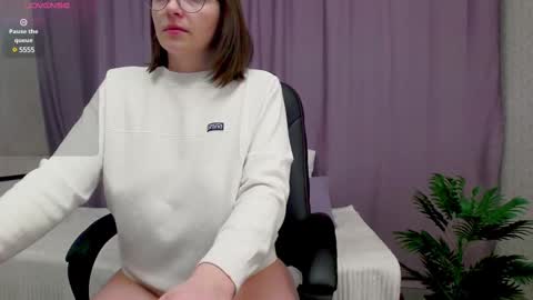 camelia_lillie online show from 2, 3, 2025