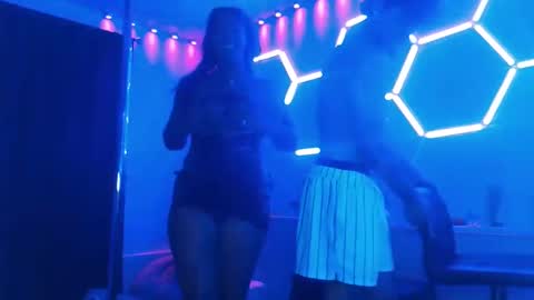 camcam online show from 3, 2, 2026