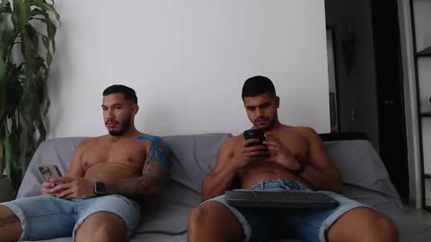 Snapshot of cameronboyx chatting on 11, 9, 2025 Jose online show from 11, 9, 2025