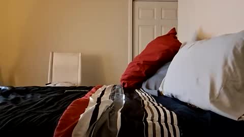 Snapshot of camerontaylorcub chatting on 27, 10, 2025 camerontaylorcub online show from 27, 10, 2025