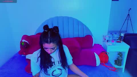 Snapshot of cami_bunnygirlx chatting on 23, 10, 2025 CAMI online show from 23, 10, 2025