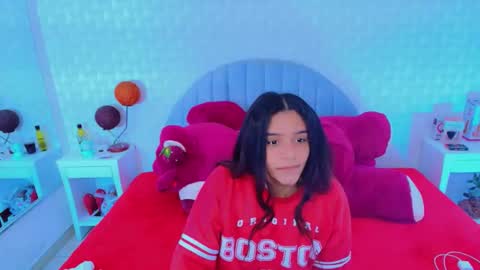 Snapshot of cami_bunnygirlx chatting on 5, 11, 2025 CAMI online show from 5, 11, 2025