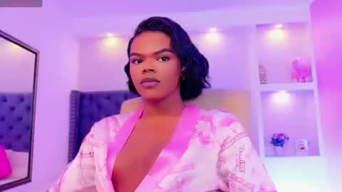 camiestrada online show from 10, 9, 2025