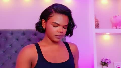 camiestrada online show from 15, 9, 2025