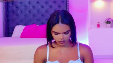 camiestrada online show from 2, 11, 2025