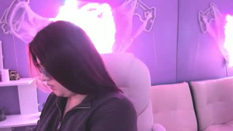 Snapshot of camiila_osorio chatting on 3, 11, 2025 Camila Osorio online show from 3, 11, 2025