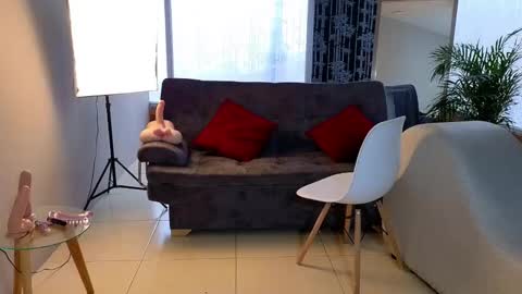Camil online show from 5, 1, 2025