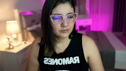 Camila buitrago online show from 14, 2, 2025