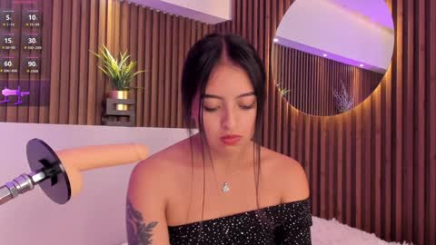 Camila online show from 3, 2, 2025