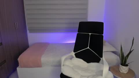  C A M I  online show from 20, 3, 2026