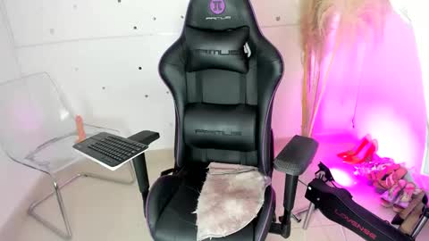 Snapshot of camila_peachcooper chatting on 22, 1, 2025 natalia bigpeach online show from 22, 1, 2025