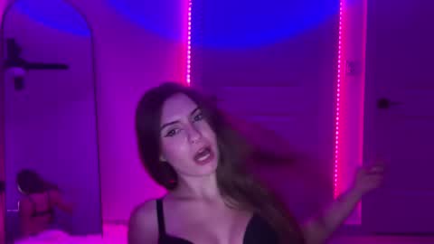 Camila online show from 3, 11, 2025