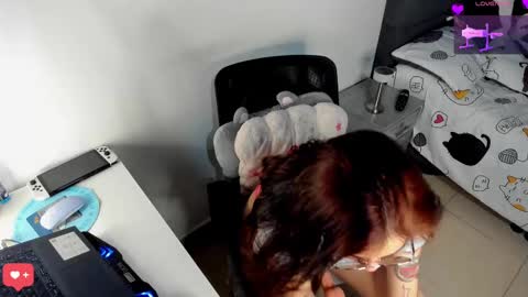 CAMILAA LEE  online show from 3, 3, 2025