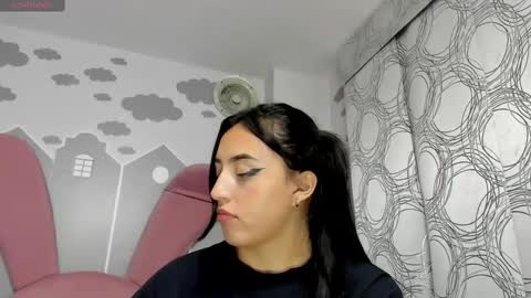 Camila  online show from 4, 3, 2025