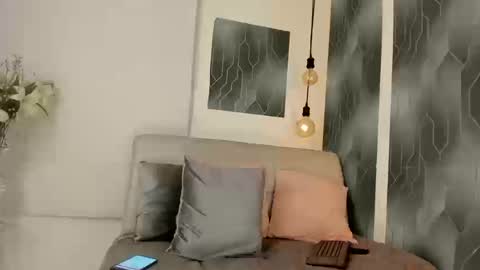 camila manzur online show from 25, 9, 2025