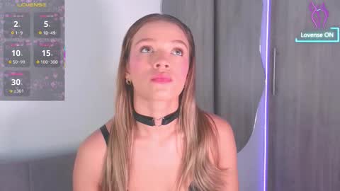 Camila Monroee  online show from 2, 2, 2026