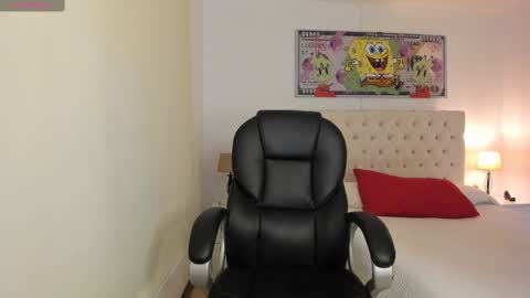 Snapshot of camileangel chatting on 4, 3, 2025 online show from 4, 3, 2025