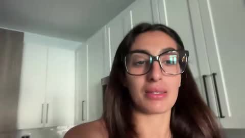 camiliakxoxo online show from 18, 2, 2025