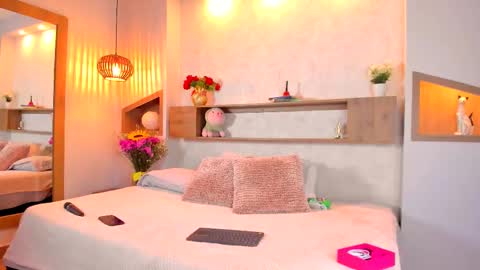 Snapshot of camille_lynn chatting on 25, 11, 2025 Camille Lynn online show from 25, 11, 2025