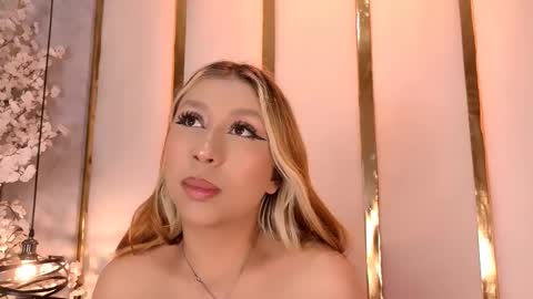 Snapshot of camillemilano chatting on 15, 10, 2025 camille milano online show from 15, 10, 2025