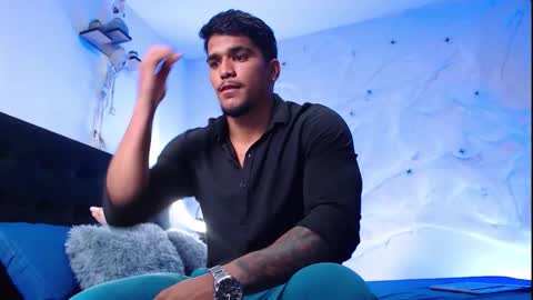 camilo_contre21 online show from 15, 10, 2025