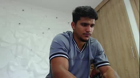 camilo_contre21 online show from 24, 10, 2025