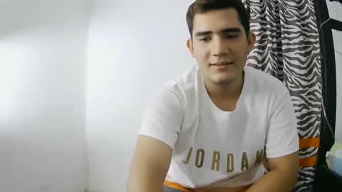 Camilowhite  online show from 30, 9, 2025