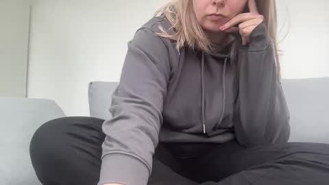 kiki90909 online show from 1, 10, 2025