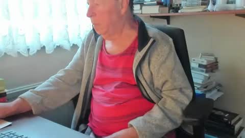 Cammee online show from 27, 2, 2025