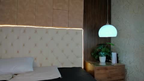 Snapshot of cammila_rosee chatting on 1, 12, 2025 Camila online show from 1, 12, 2025