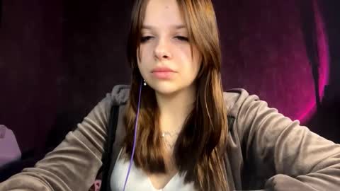 Vicky online show from 26, 9, 2025