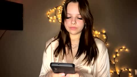 Vicky online show from 30, 9, 2025
