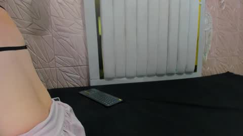 candise online show from 14, 11, 2025